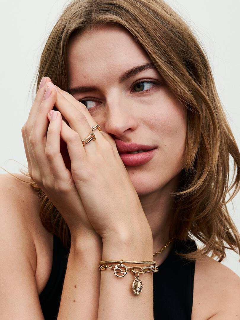 Small-Link Chain Bracelet