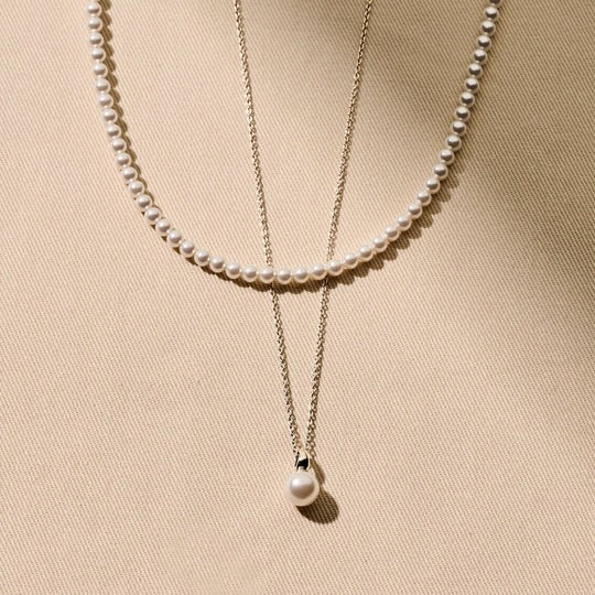 Base Pearl Necklace