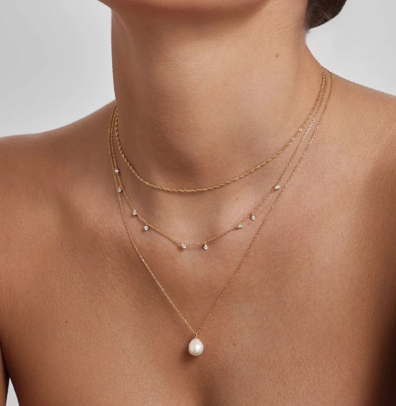 Gold Baroque Pearl Pendant Necklace