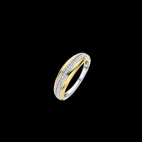 Layered Zirconia Ring, size 56.