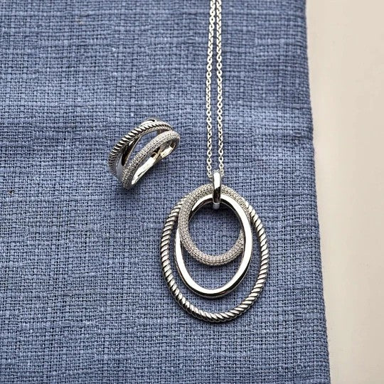 Layered Structure Necklace