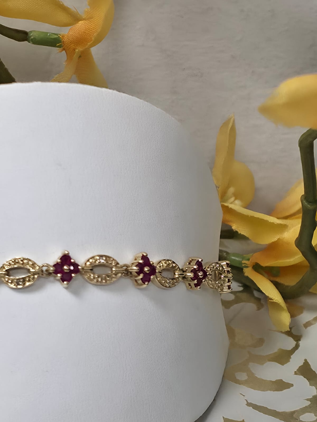 18ct Yellow Gold Ruby Bracelet