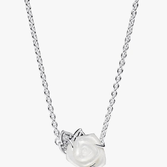 White Rose in Bloom Collier Necklace