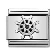 Composable Classic Boat Wheel Link