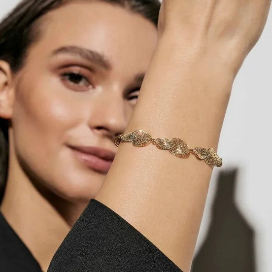 Leaf of Light Gold Plated Filigree Oval Link Bracelet