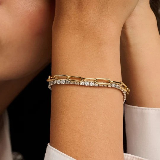 Closed Forever Chain Bracelet, medium.