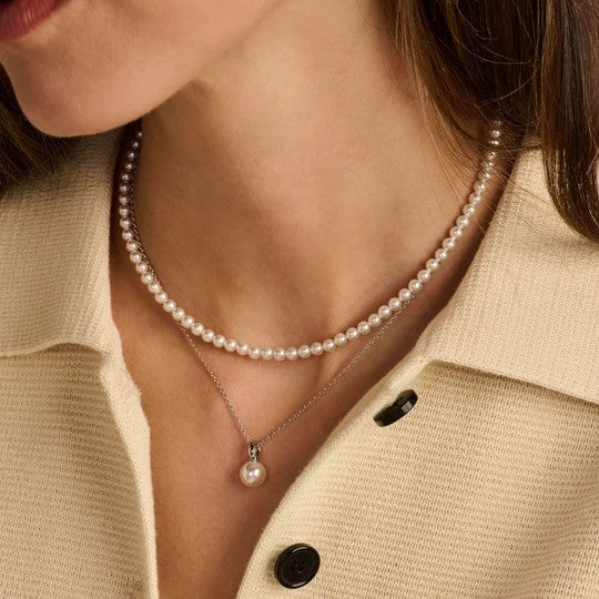 Base Pearl Necklace