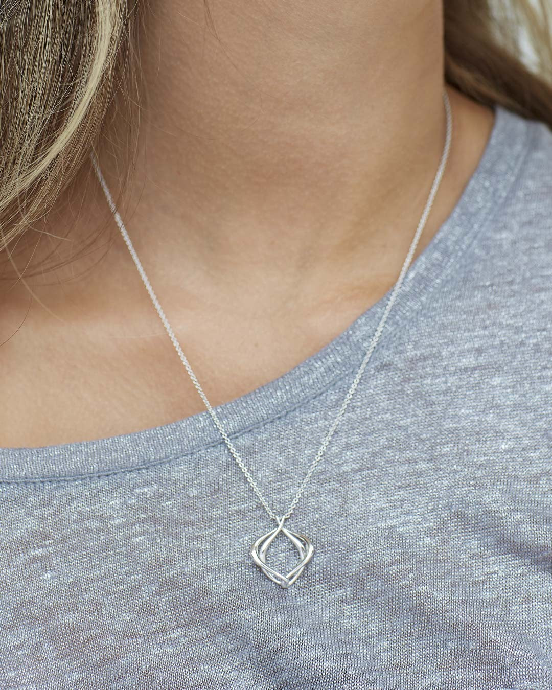 Alicia Petite Necklace