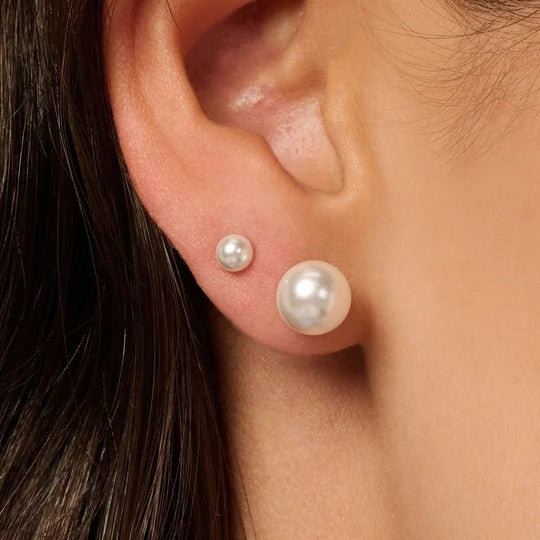 Pearl Earstuds 4mm