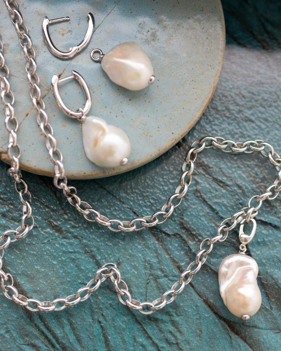 Revival Baroque Pearl Link Charm Pendant