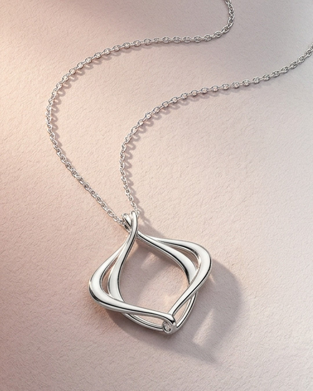 Alicia Midi Necklace