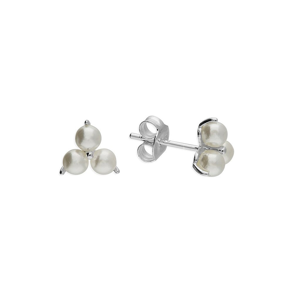 Trio of shell pearls stud