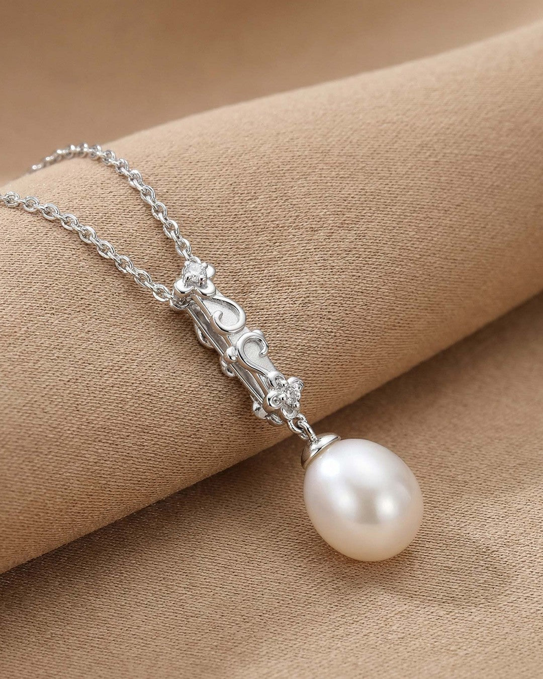 Blossom Flyte Honey Flower Oval Pearl Necklace