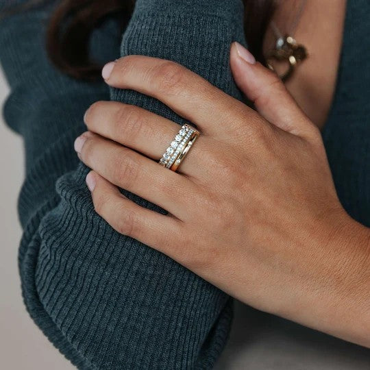 Classic Layered Zirconia Ring - M model, size 56