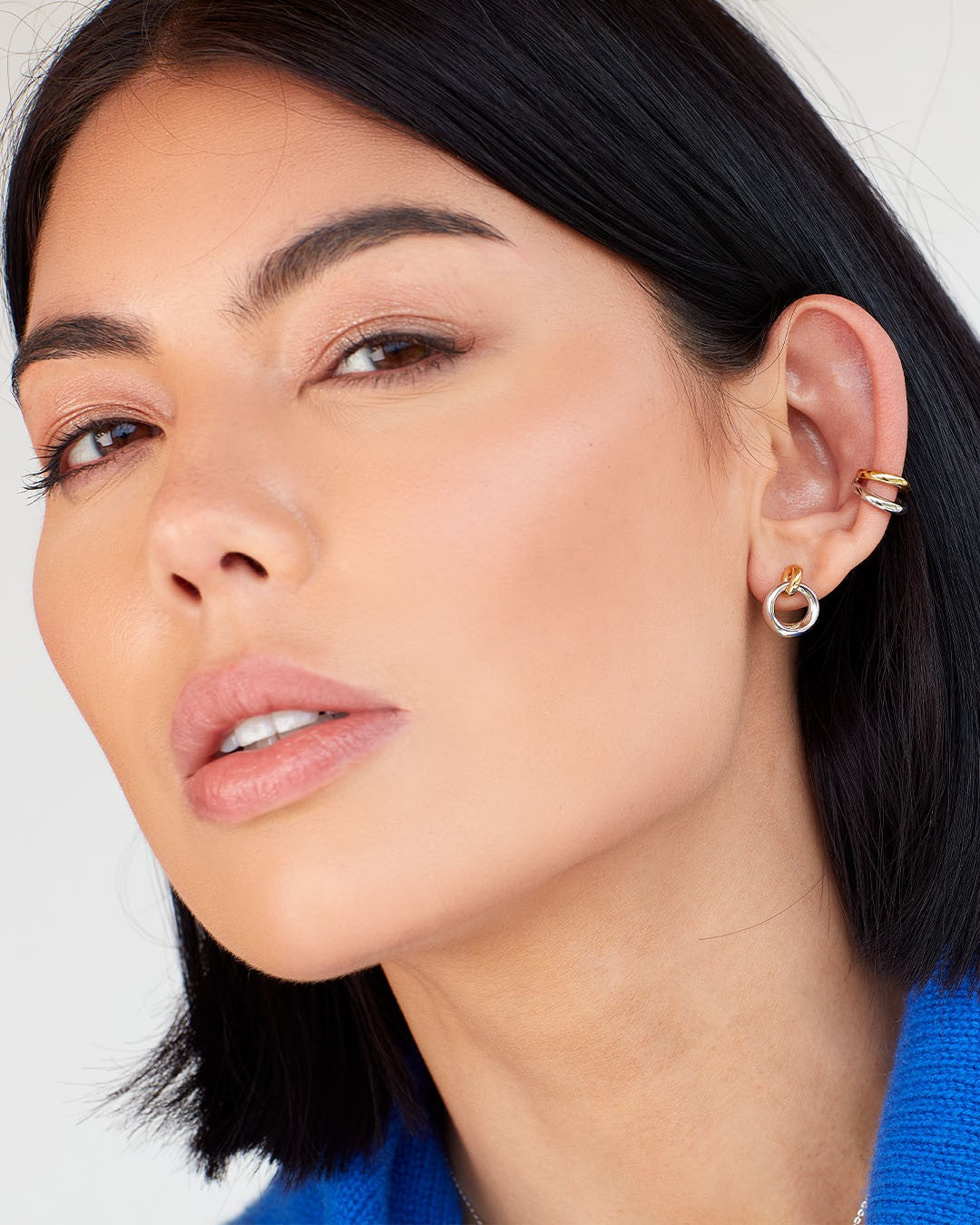 Bevel Cirque Link Golden Stud Earrings