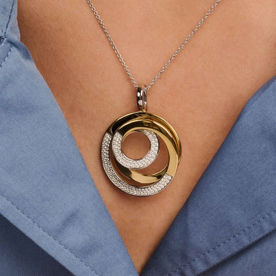 Sculptural Twisted Zirconia Necklace with pendant