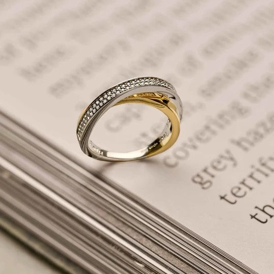 Zirconia Crossover Ring, size 58.