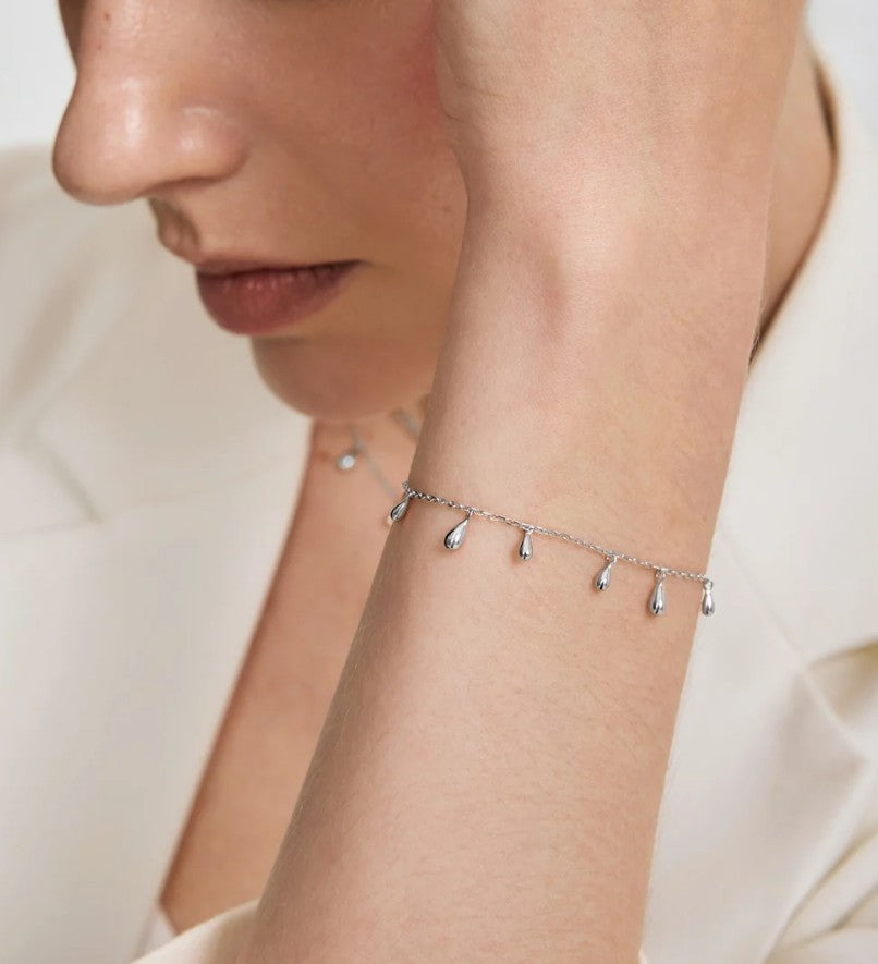 Silver Polished Teardrop Dangle Station Bracelet