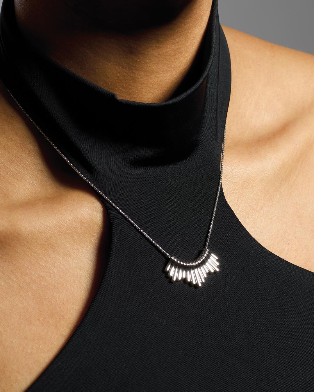 Array Luxe Dangle Necklace