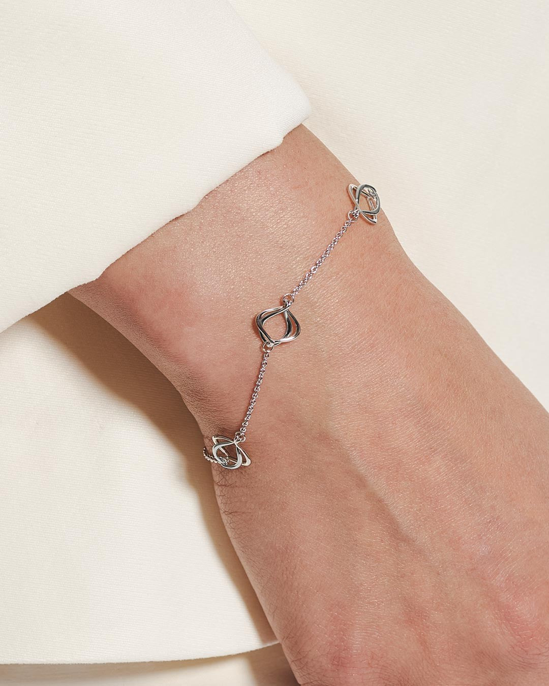 Alicia Fine Station Bracelet
