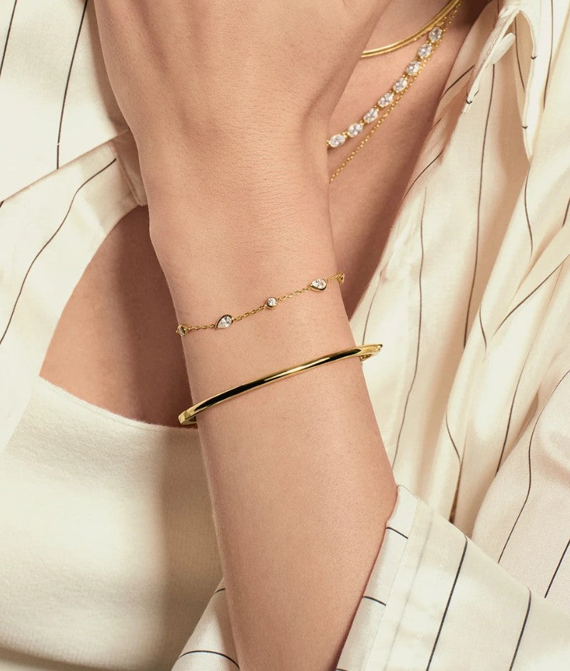 Gold Round & Teardrop Bezel Station Bracelet