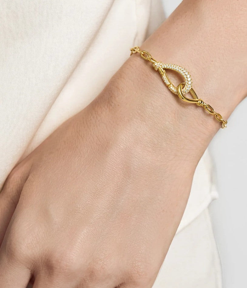 Gold Interlocked Pavé & Polished Knot Bracelet
