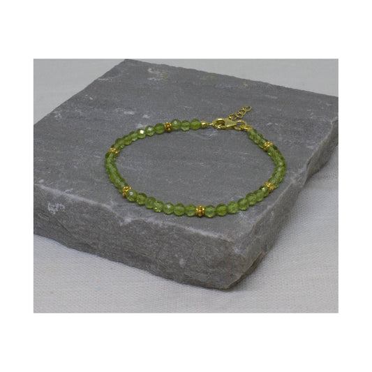 Peridot Gemstone and Gold Beaded Bracelet