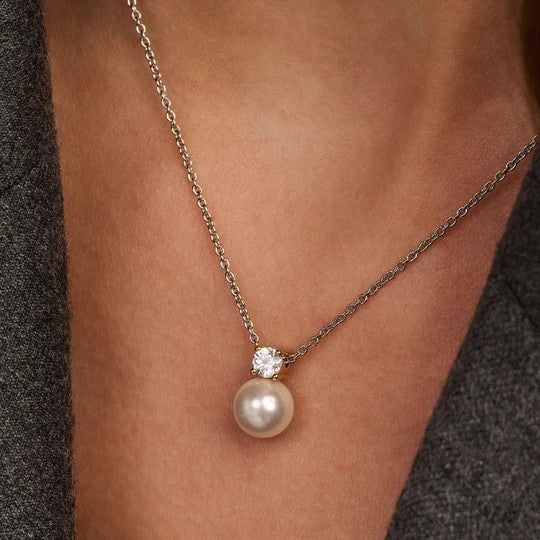 Zirconia Pearl Necklace