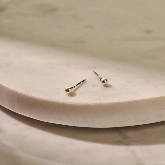Pearl Earstuds 3mm