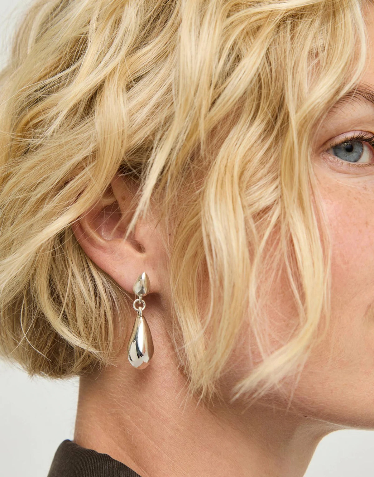 Earrings Axis