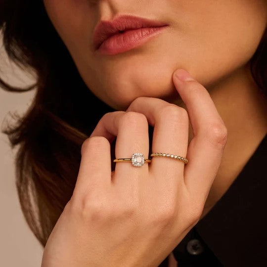 Classic Square Zirconia Ring, size 54.