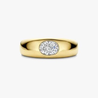 Bold Oval Zirconia Ring